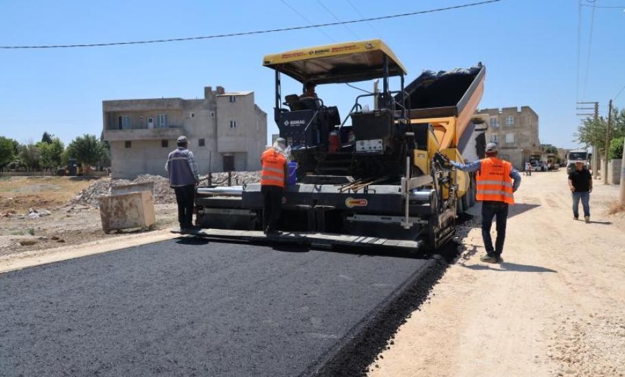 Büyükşehir Hilvan’da Sıcak Asfalt Seferberliğini Sürdürüyor- Şanlıurfa Büyükşehir Belediyesi