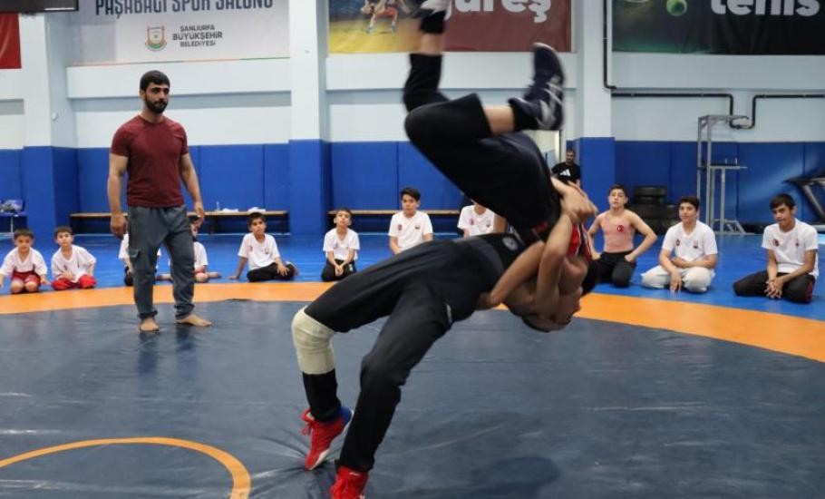 ATA SPORU GÜREŞE YOĞUN İLGİ- Şanlıurfa Büyükşehir Belediyesi