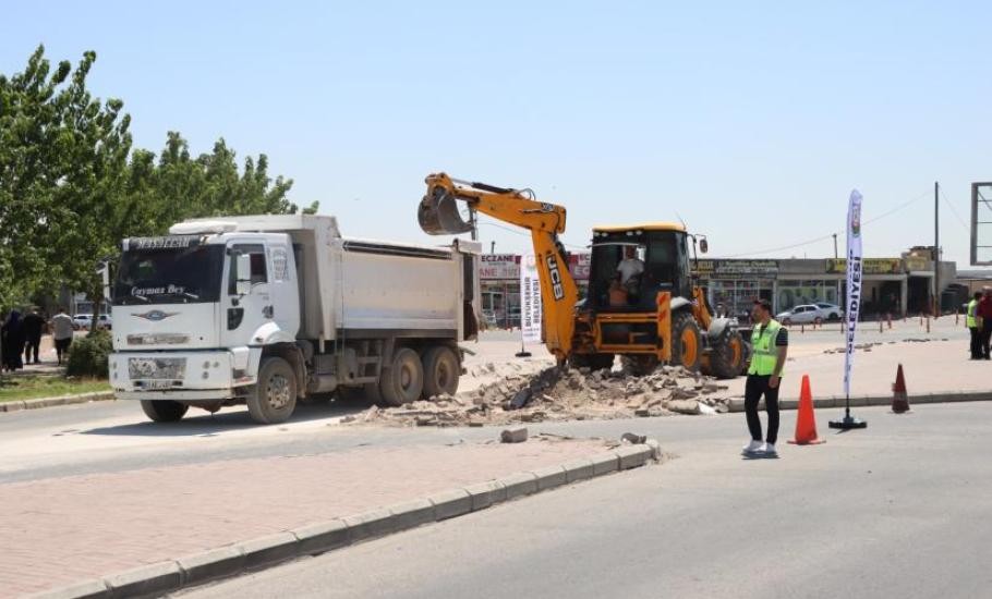 BÜYÜKŞEHİR’İN DEV ULAŞIM PROJESİNDE İLK KAZMA VURULDU- Şanlıurfa Büyükşehir Belediyesi