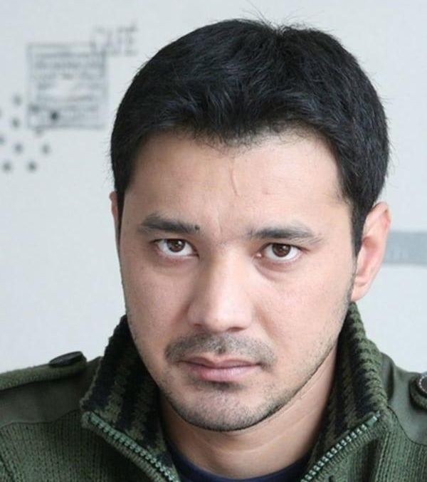 Berik Aitzhanov: Kazak Aktörün Hayatı ve Kariyeri
