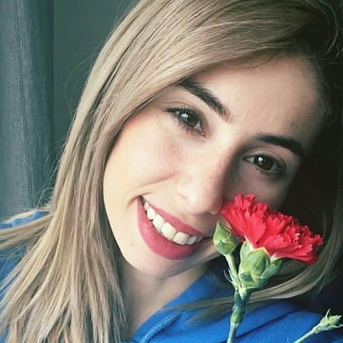 Dila Kent: Başarılı YouTuber’ın Hayatı ve Kariyeri