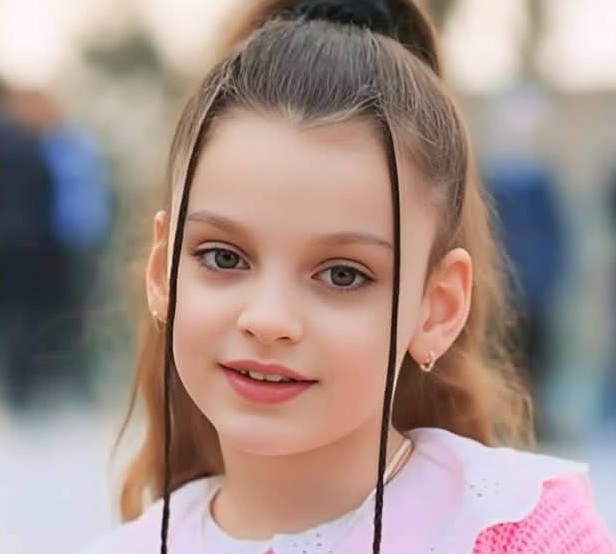 Filiz Kemal Kimdir? Özbekistanlı Genç Şarkıcının Hayatı ve Kariyeri