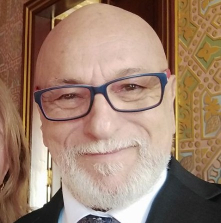Usta Sanatçı Hamdi Üstünol’un Hayatı ve Sanat Kariyeri