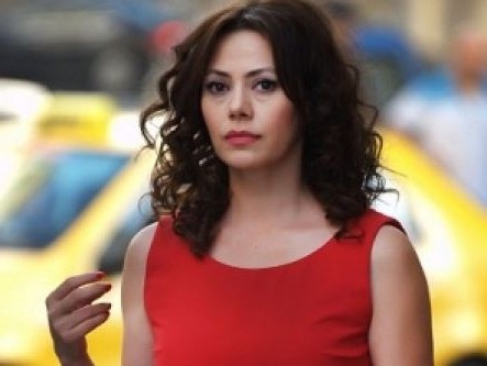 Mehtap Bayri Kimdir? Yaşı, Kökeni ve Sanat Hayatı