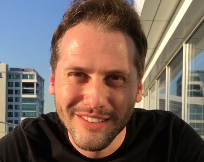 Taha Gökhan Arıkan: Eğitimi, Kariyeri ve Rol Aldığı Projeler