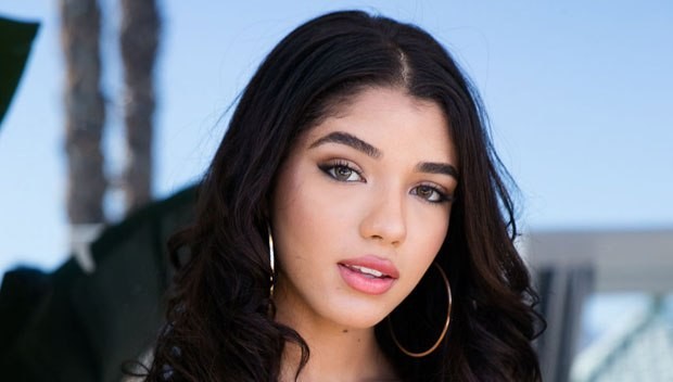 Model Yovanna Ventura’nın Kariyeri ve Özel Yaşamı