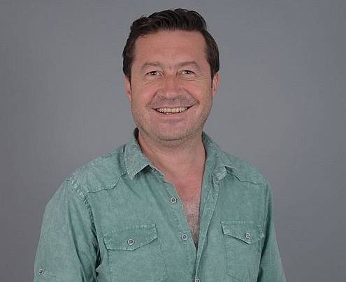 Zeki Eker Kimdir? Hayatı, Rol Aldığı Diziler ve Kariyeri