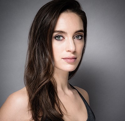 Alexandra Ordolis Kimdir? Yaşamı, Eğitimi ve Rol Aldığı Yapımlar