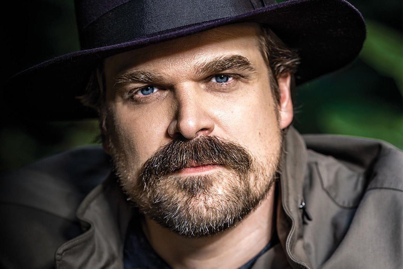 David Harbour Kimdir? Kariyeri, Rol Aldığı Dizi ve Filmler