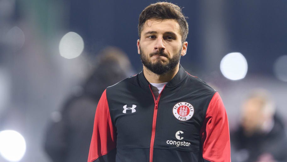 Enver Cenk Şahin kimdir, kaç yaşında, nereli, boyu ve kilosu? – Biliyo.org