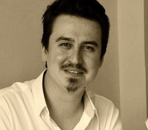 Eren Genç Kimdir? Eğitimi, Kariyeri ve Rol Aldığı Projeler