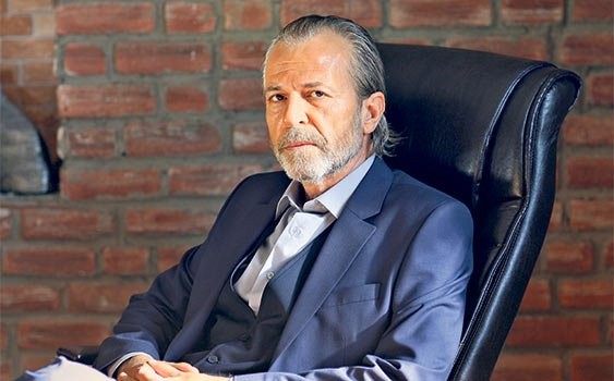 Musa Uzunlar Kimdir? Kariyeri, Rol Aldığı Dizi ve Filmler