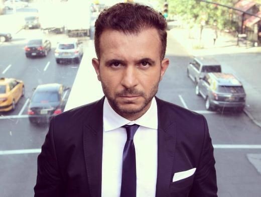 Özgür Teke Kimdir? Hayatı, Kariyeri ve Rol Aldığı Projeler