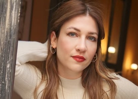 Yağmur Damcıoğlu: Başarılı Oyuncunun Yaşamı ve Kariyeri