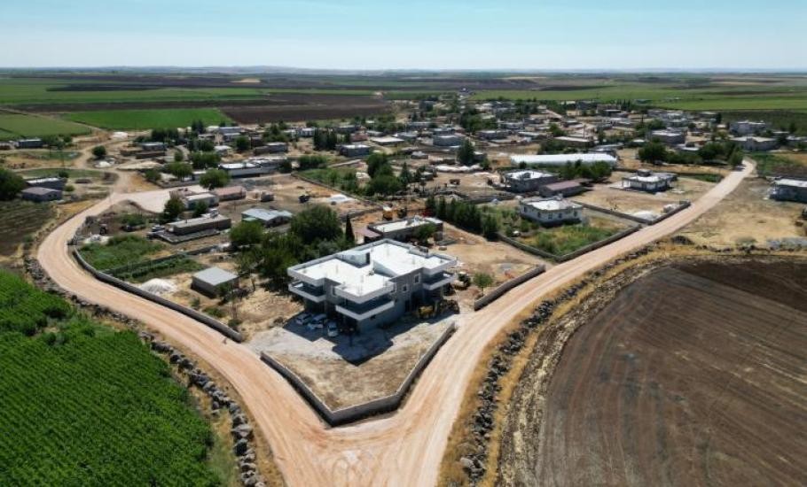 BÜYÜKŞEHİR’DEN SİVEREK KEÇİBURÇ’TA YOL YENİLEME ÇALIŞMASI- Şanlıurfa Büyükşehir Belediyesi