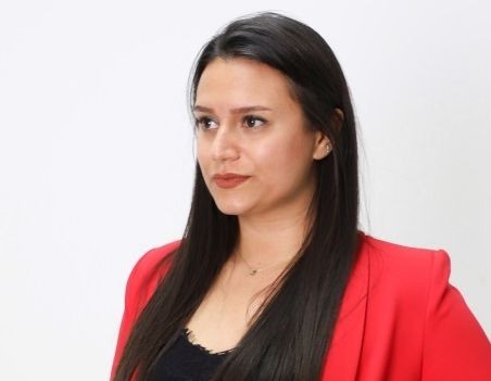 Oyuncu Ekin Ataizi Kimdir, Kaç Yaşında ve Hangi Dizilerde Oynadı?