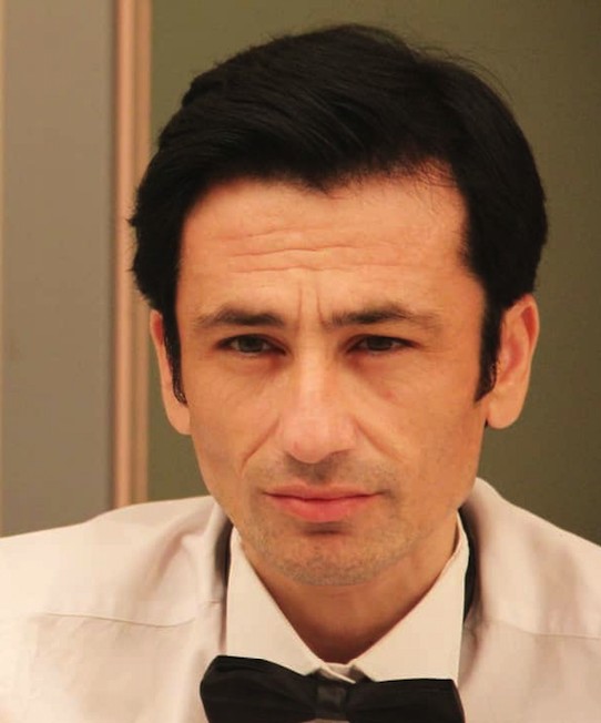 Oyuncu Ramin Nezir Kimdir? Hayatı, Kariyeri ve Rol Aldığı Projeler